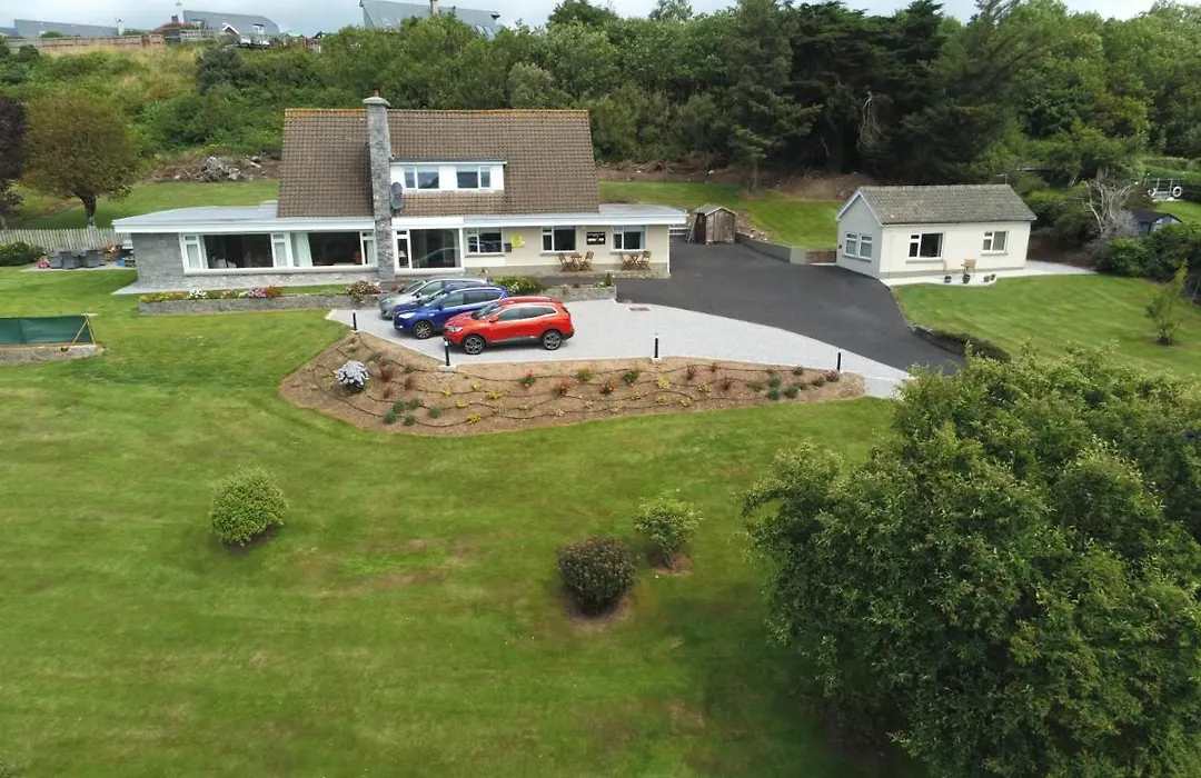 Summerfield Lodge B&B-1